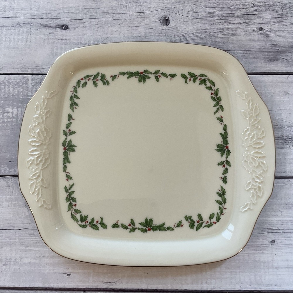 Lenox Holiday Dimension Square Cake Plate Handles Christmas Holly Berries Gold